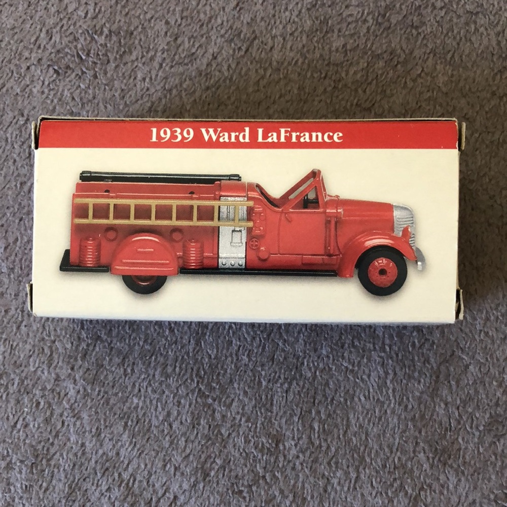 1939 Ward LaFrance Firetruck Toy